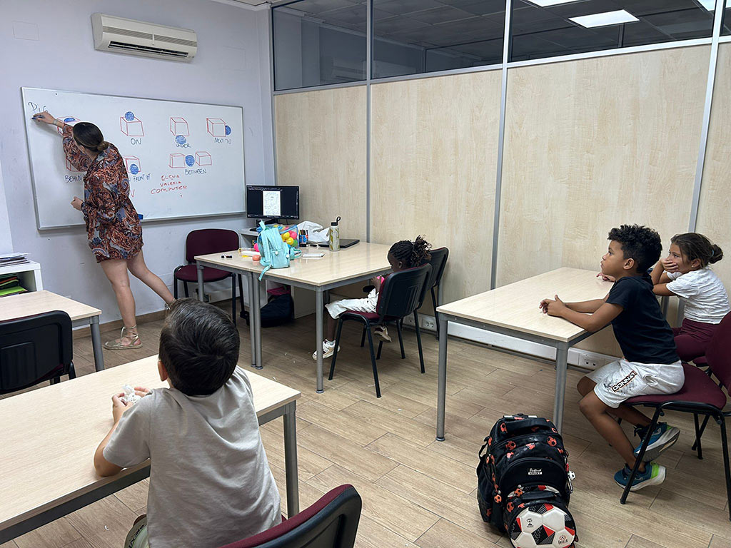 alumnos clases repaso ingles
